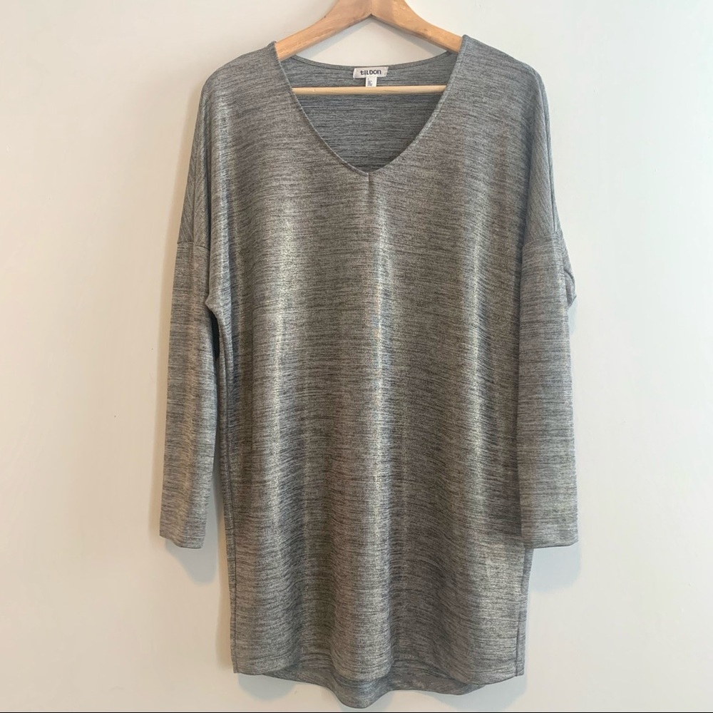 Tildon Loose Fit Long Top Size S Grey Silver V-Neck 3/4 Sleeves